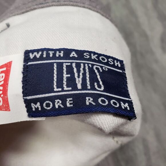 Vintage Levis Jeans Mens 42x30 Gray With A Skoosh More Room Made USA - Picture 4 of 11